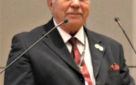Prof. Dr. İbrahim ÖZTEK <br> TÜRK ve DÜNYA TARİHİNİ DEĞİŞTİREN ZAFERLER <br>Tarihimizdeki en büyük iki zafer biri Malazgirt Meydan Savaşı zaferi,  diğeri Başkomutanlık