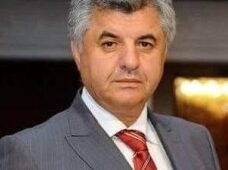 İFTİXAR Piriyev <br> BOZQIRLARIN MƏLAKƏSİ – TOMRİS <br> Prolqlu, epiloqlu, iyirimidörd şəkilli, iki hissəli epik, mistik tarixi qəhrəmanlıq dastanı.