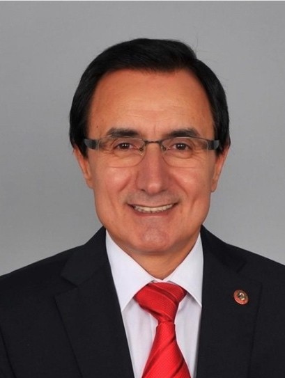 Av. Arb. Selim ATEŞ <br>  ÜLKÜCÜLÜK: FIRTINAYA KARŞI YÜRÜMEK <br> Ülkücülük, yalnızca ideolojik bir tercihin ya da  siyasi bir duruşun